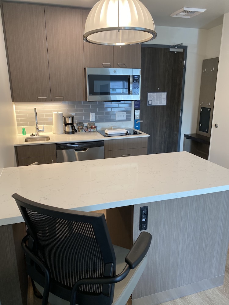 Hyatt House Portland Beaverton 34/39