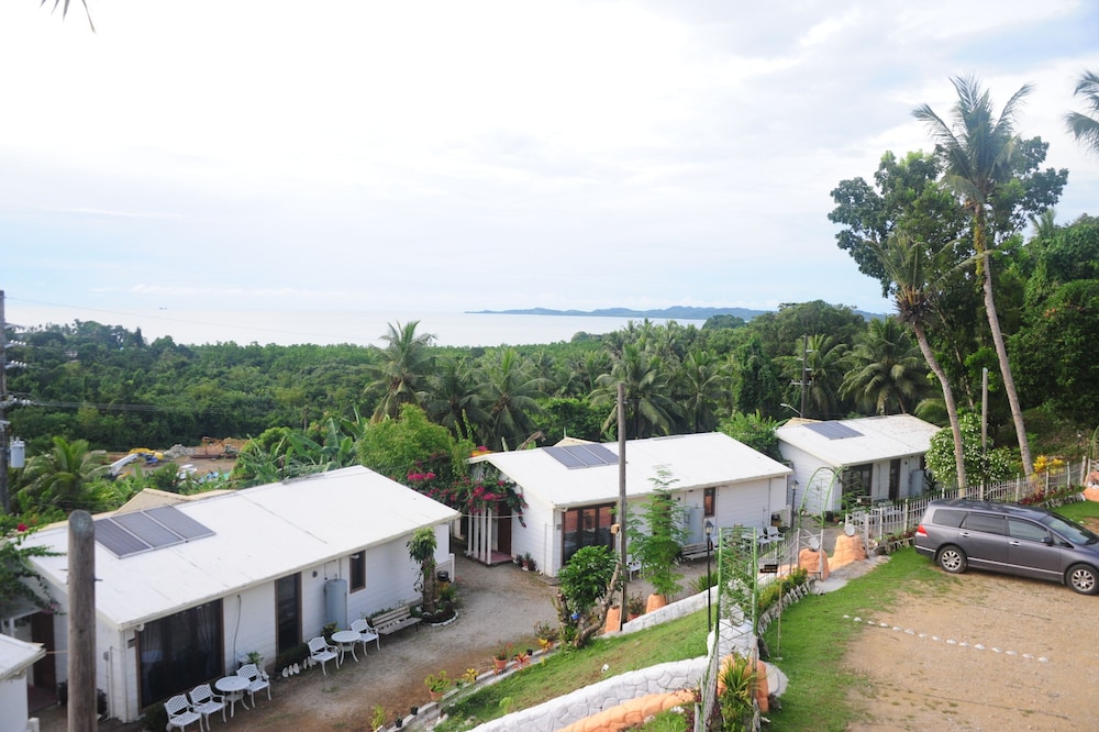 Shell Villa Apartel Resort 5/40