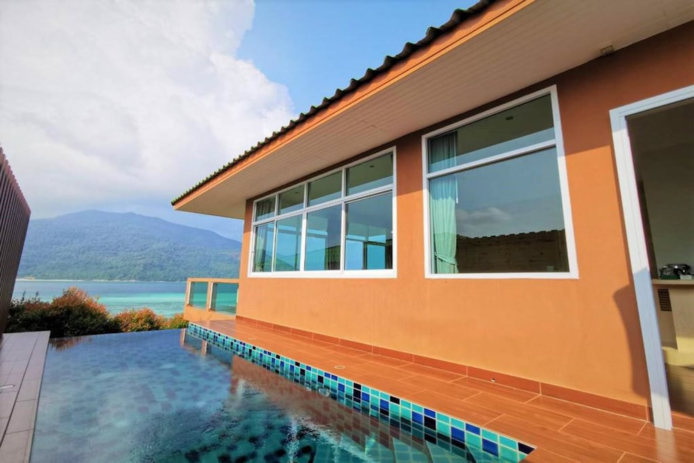 Mountain Resort Koh Lipe 5/70