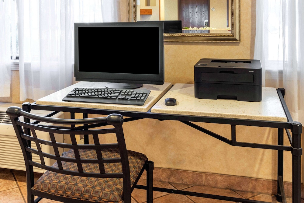 La Quinta Inn & Suites by Wyndham Las Cruces Organ Mountain 44/49