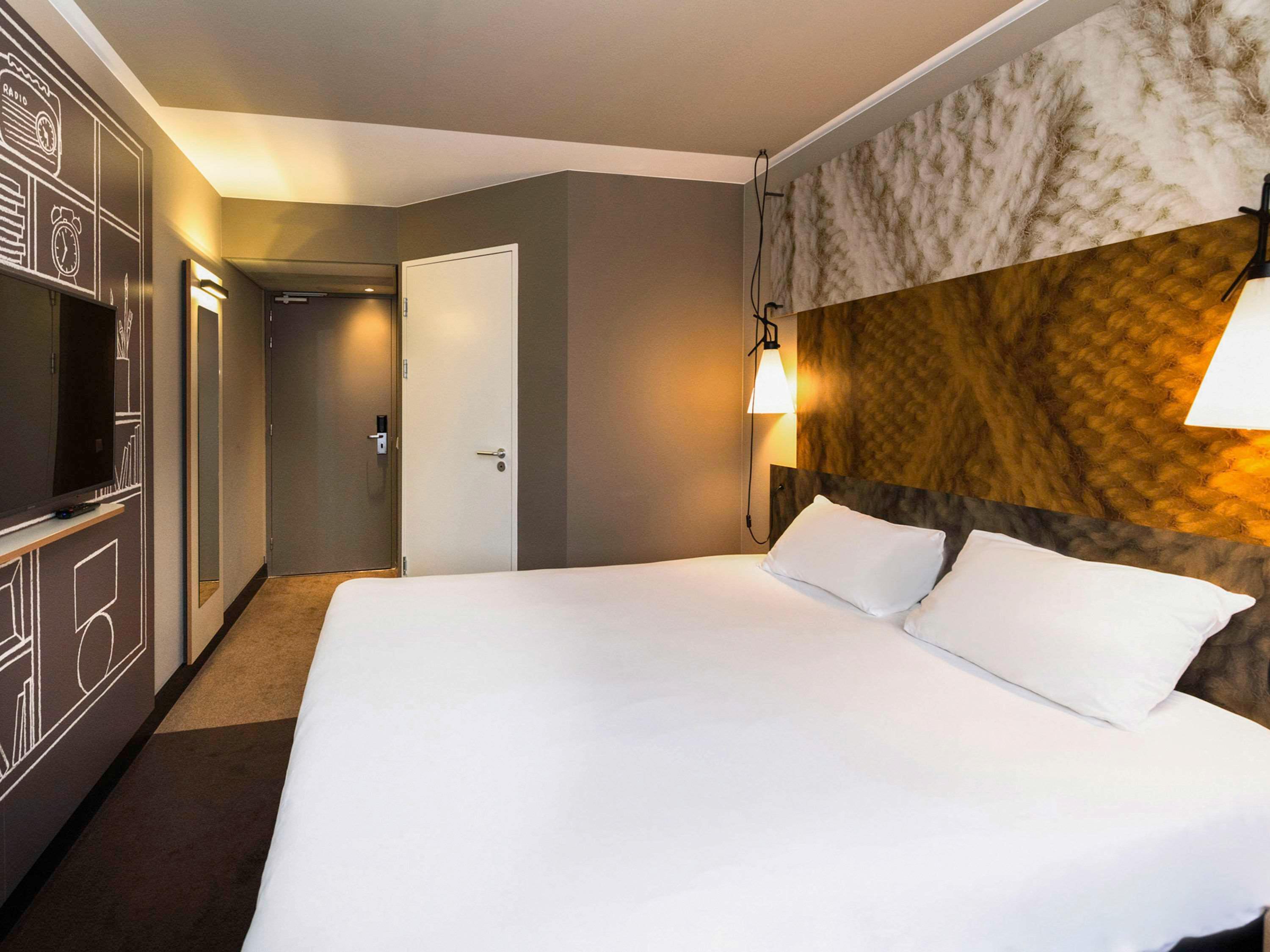 1 Bedroom, Double Bed, Ibis Amsterdam Centre Hotel 10/10
