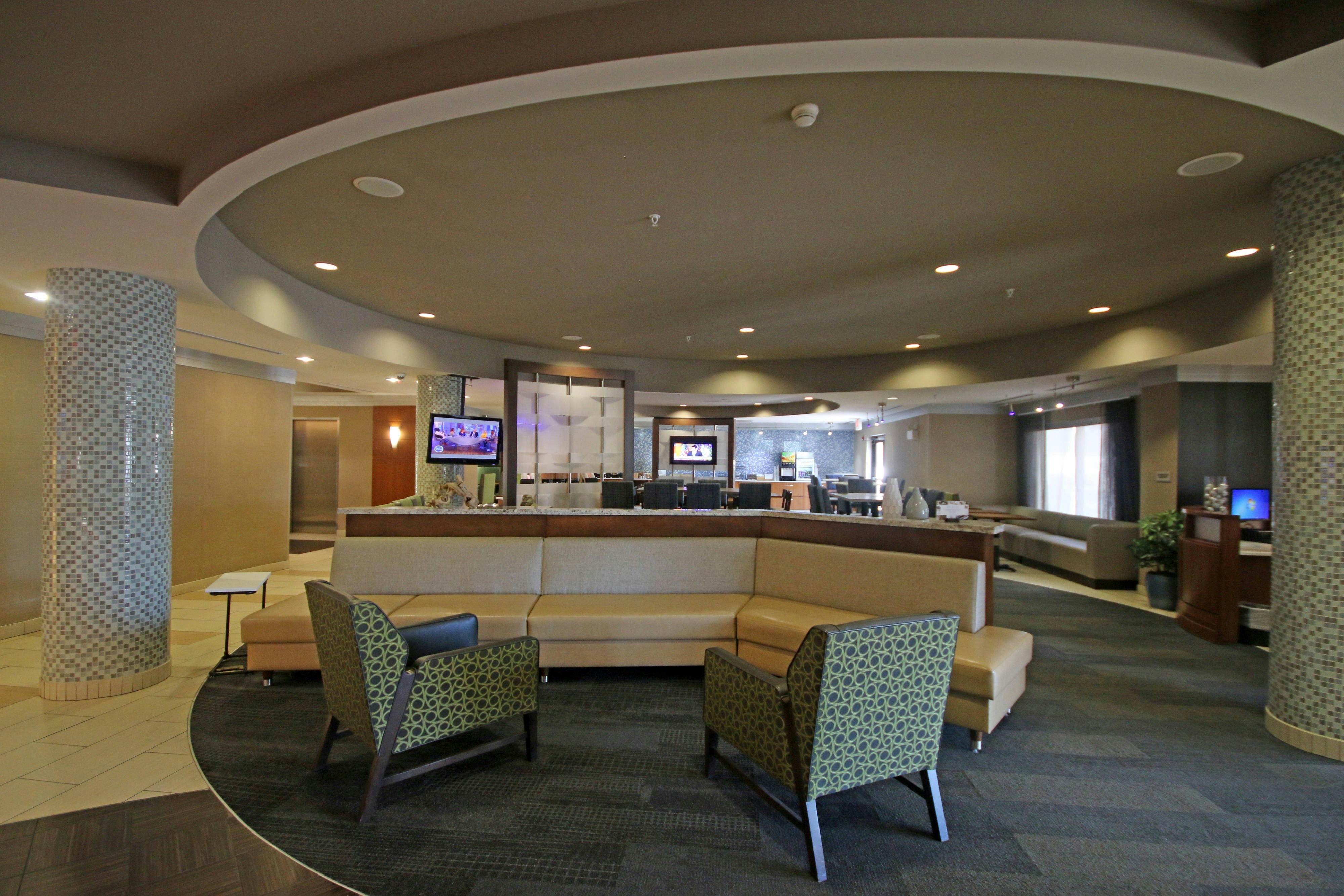 SpringHill Suites Charleston North/Ashley Phosphate 6/46