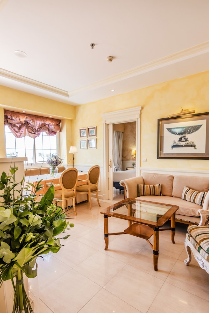 Guadalpin Suites 31/50