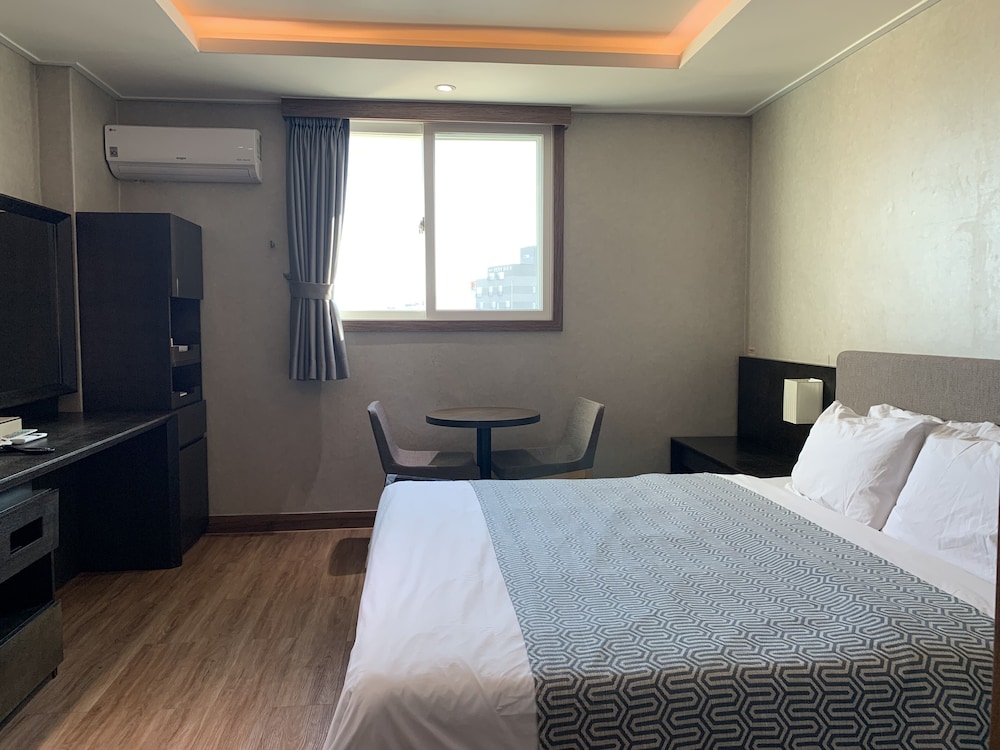 I-Check Hyunjin Hotel 26/67