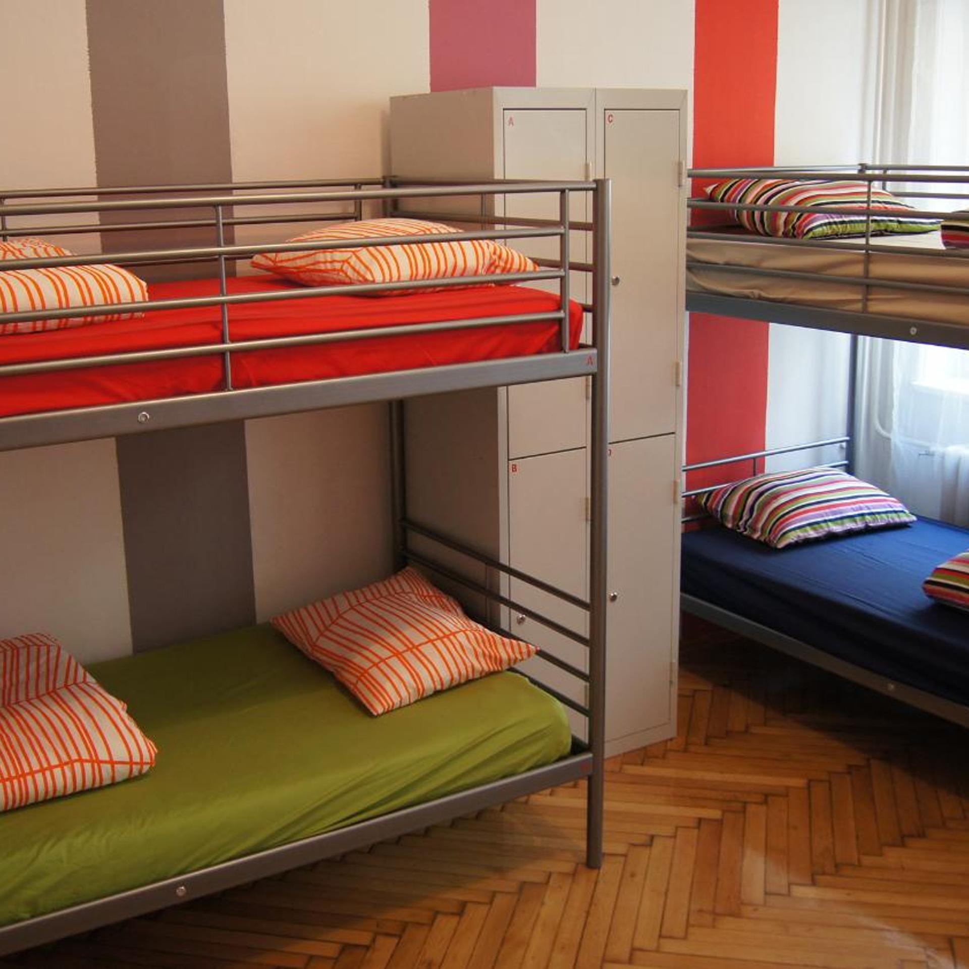 Westend Hostel 6/31