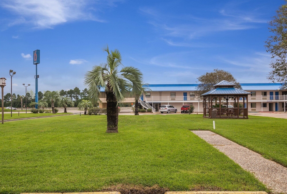 Motel6 Winnie Tx 57/66