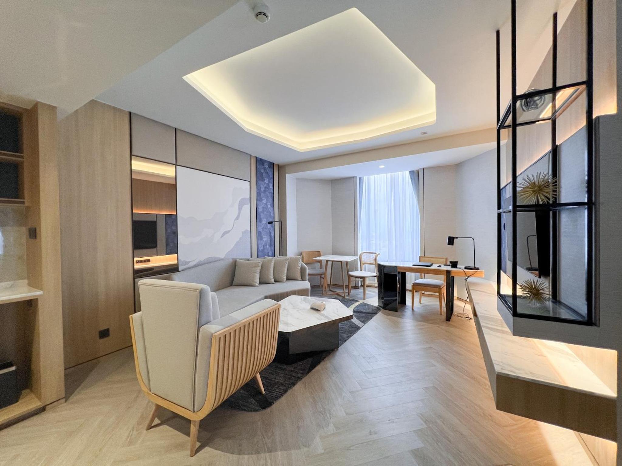 جناح تنفيذي بسرير كينج مع دخول الصالة، Novotel Rayong Star Convention Centre 4/10