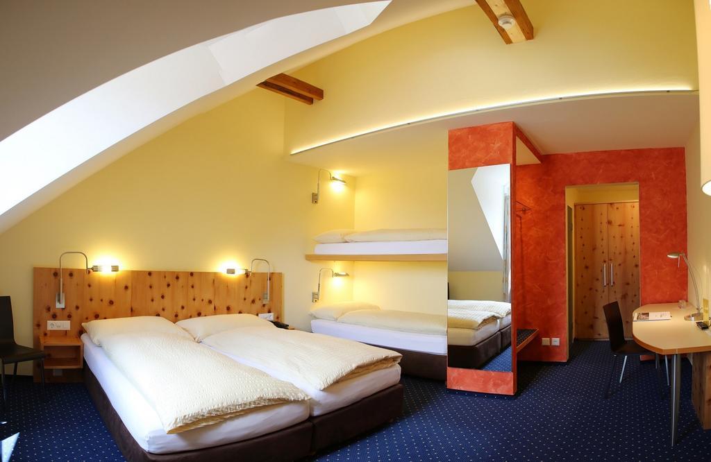 Ambiente Hotel Freieck 8/18