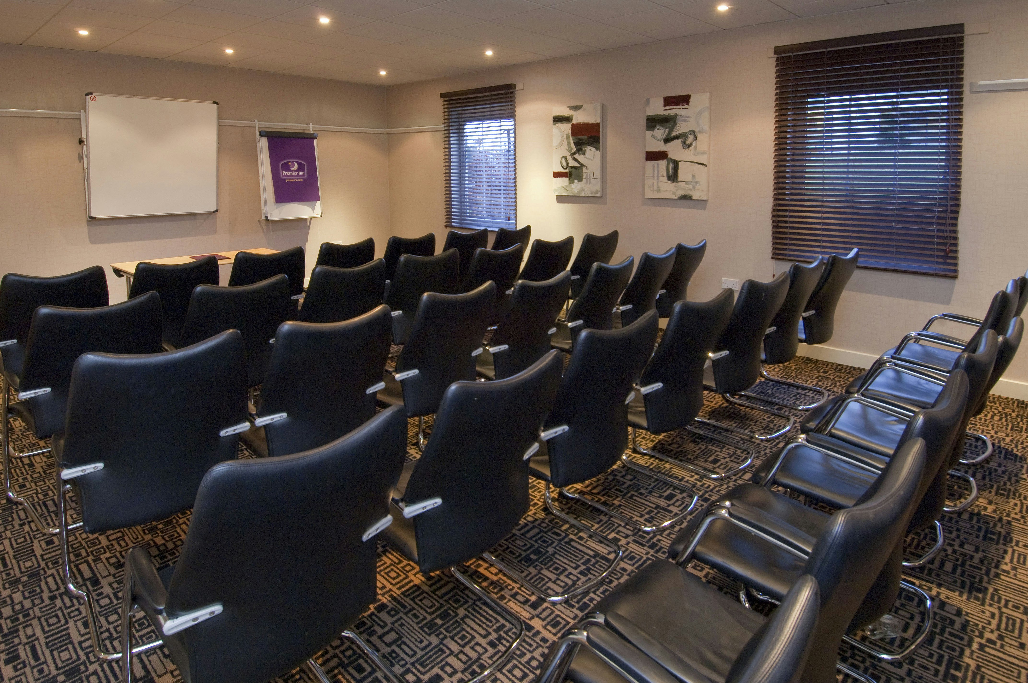 Premier Inn Manchester Trafford Centre West Hotel 41/50