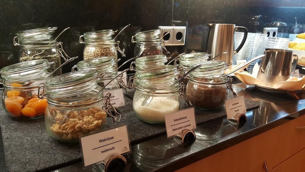 UNO Hotel Posthof Saarlouis 28/42