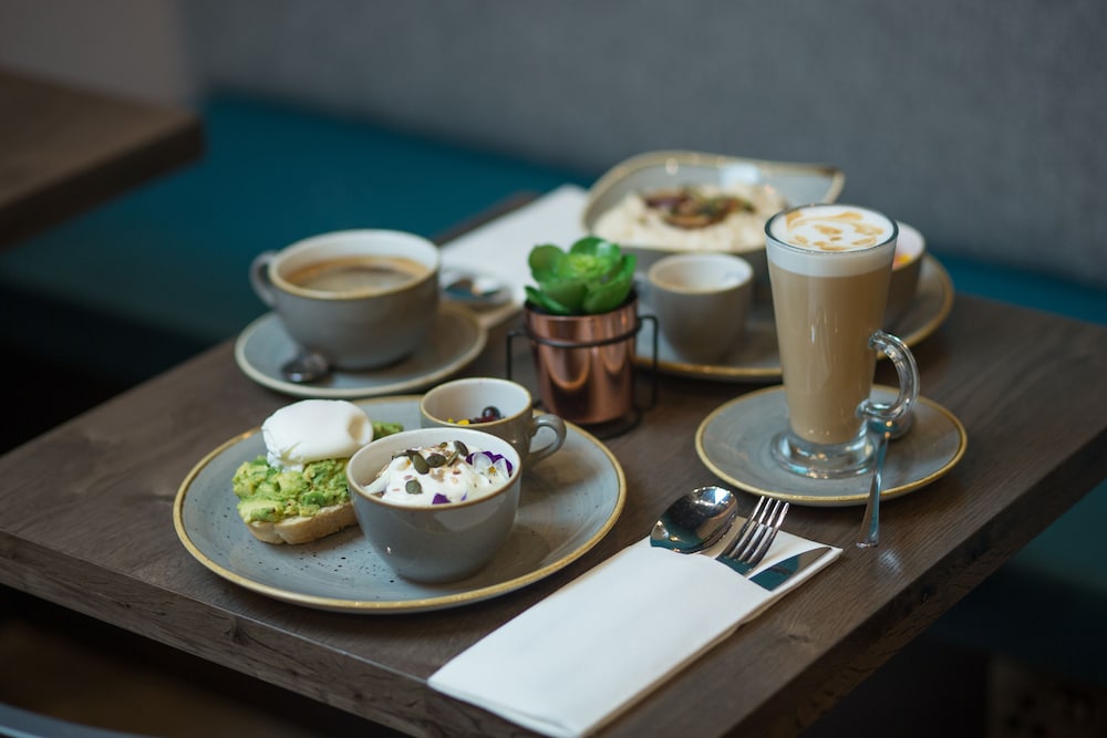 The Bedford Townhouse Cafe 44/61