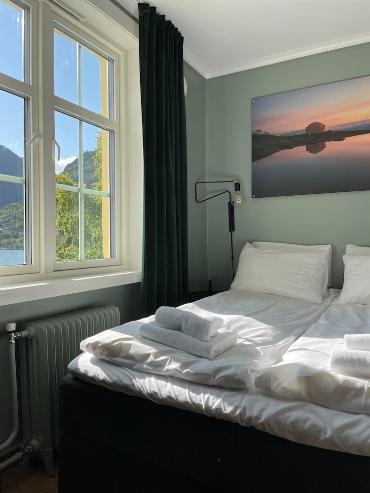 Trolltunga Hotel 9/43