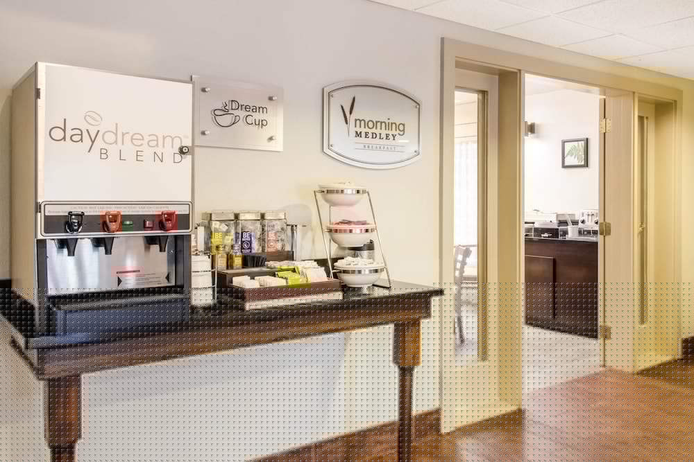 Sleep Inn & Suites Metairie - New Orleans West 8/37