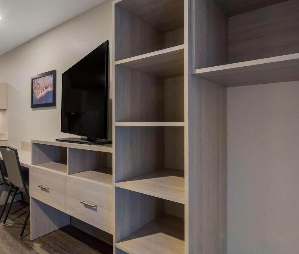 Woodspring Suites Jacksonville Orange Park 28/40