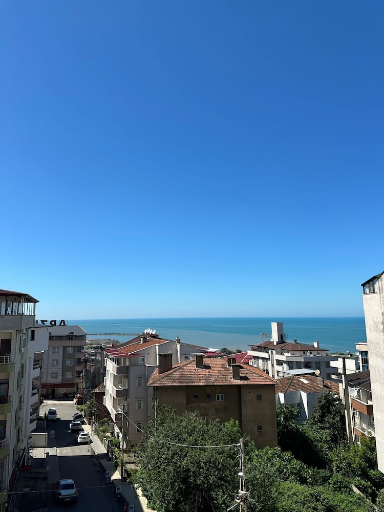 Trabzon Gloria Suite Hotel 32/38