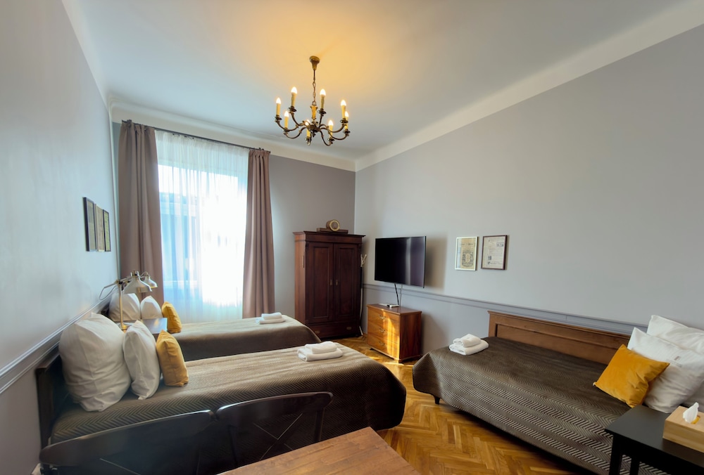 Scharffenberg Apartments 17/44