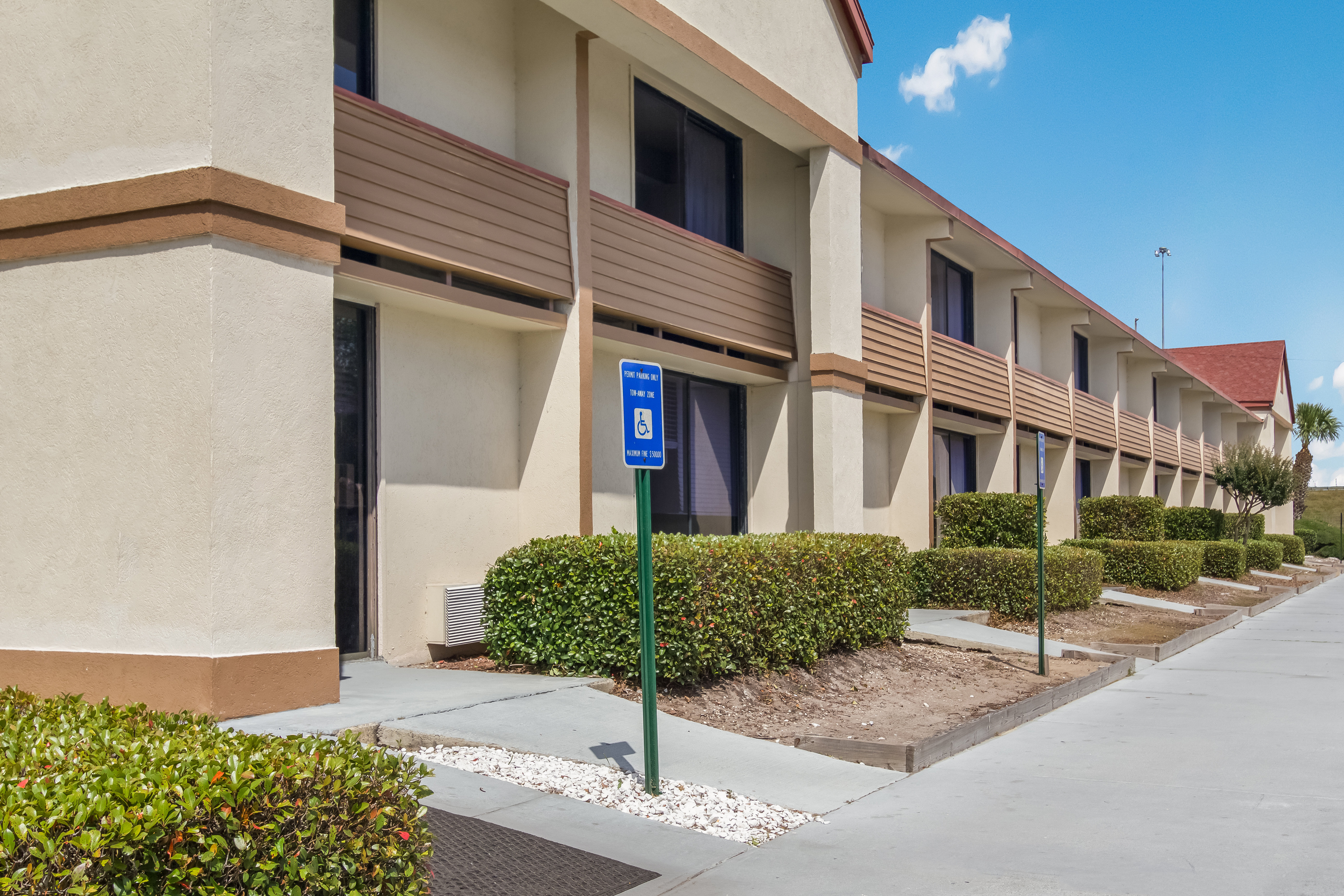 Red Roof Inn Suites Brunswick I 95 31/32