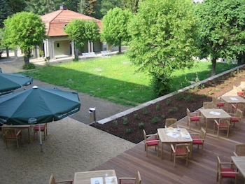 Sante Royale Hotel 13/65