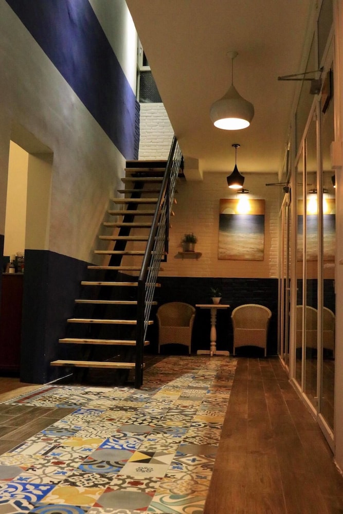 Lighthouse Boutique Hotel 24/45