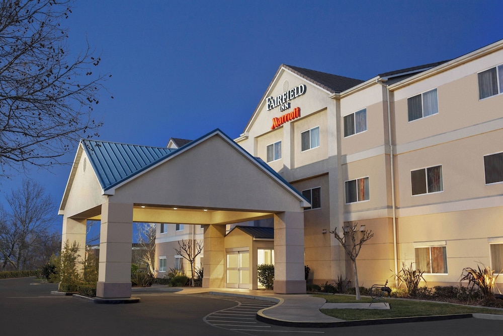 Fairfield Inn Tracy 3/21