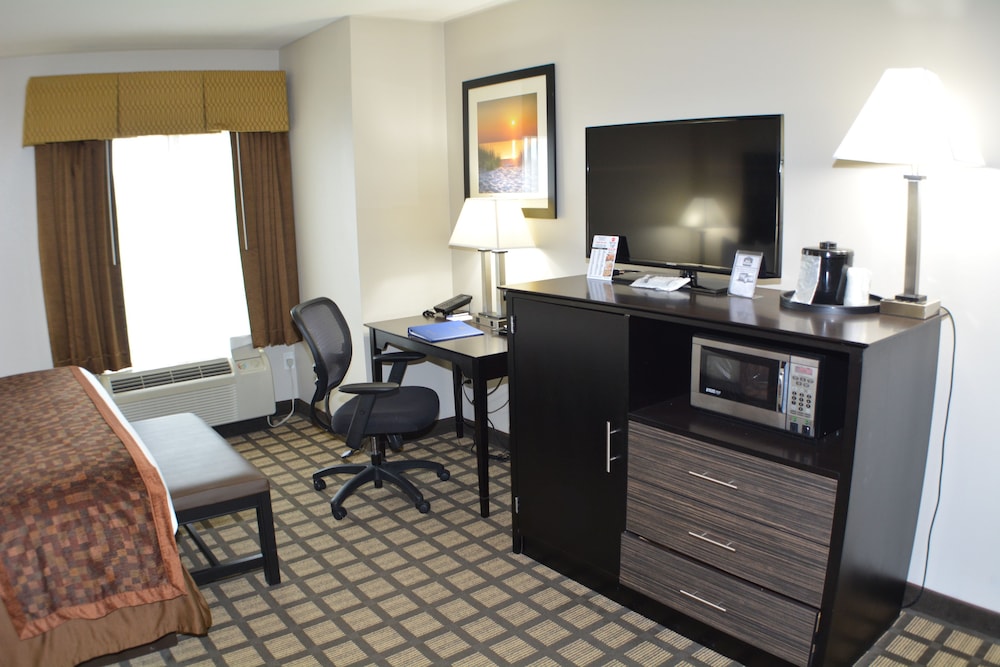 Best Western Beacon Inn 35/38
