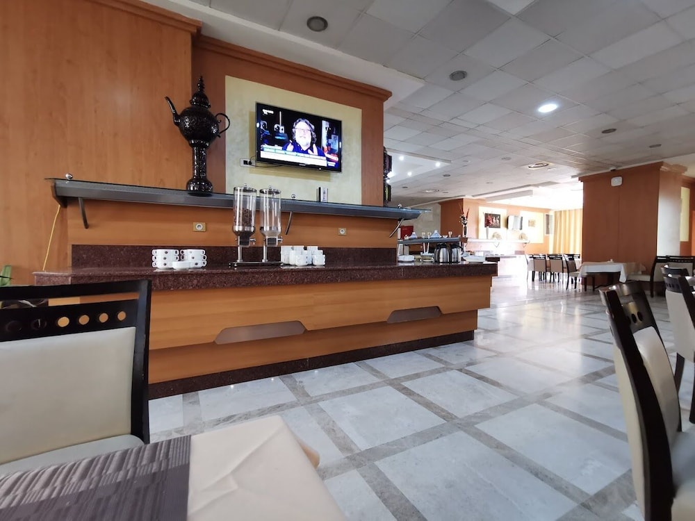 Hotel Hocine 12/45