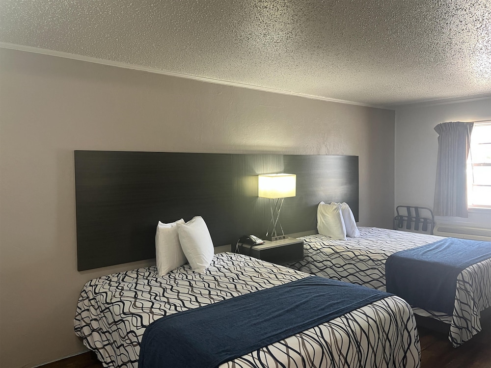 Motel6 New Boston, TX 22/47