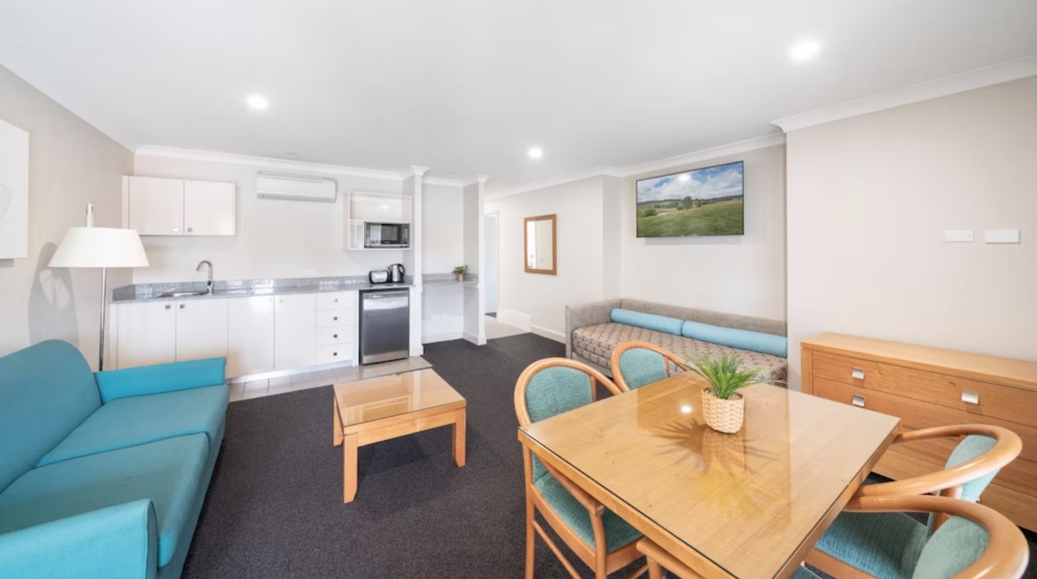 Heritage Inn Bathurst 45/60