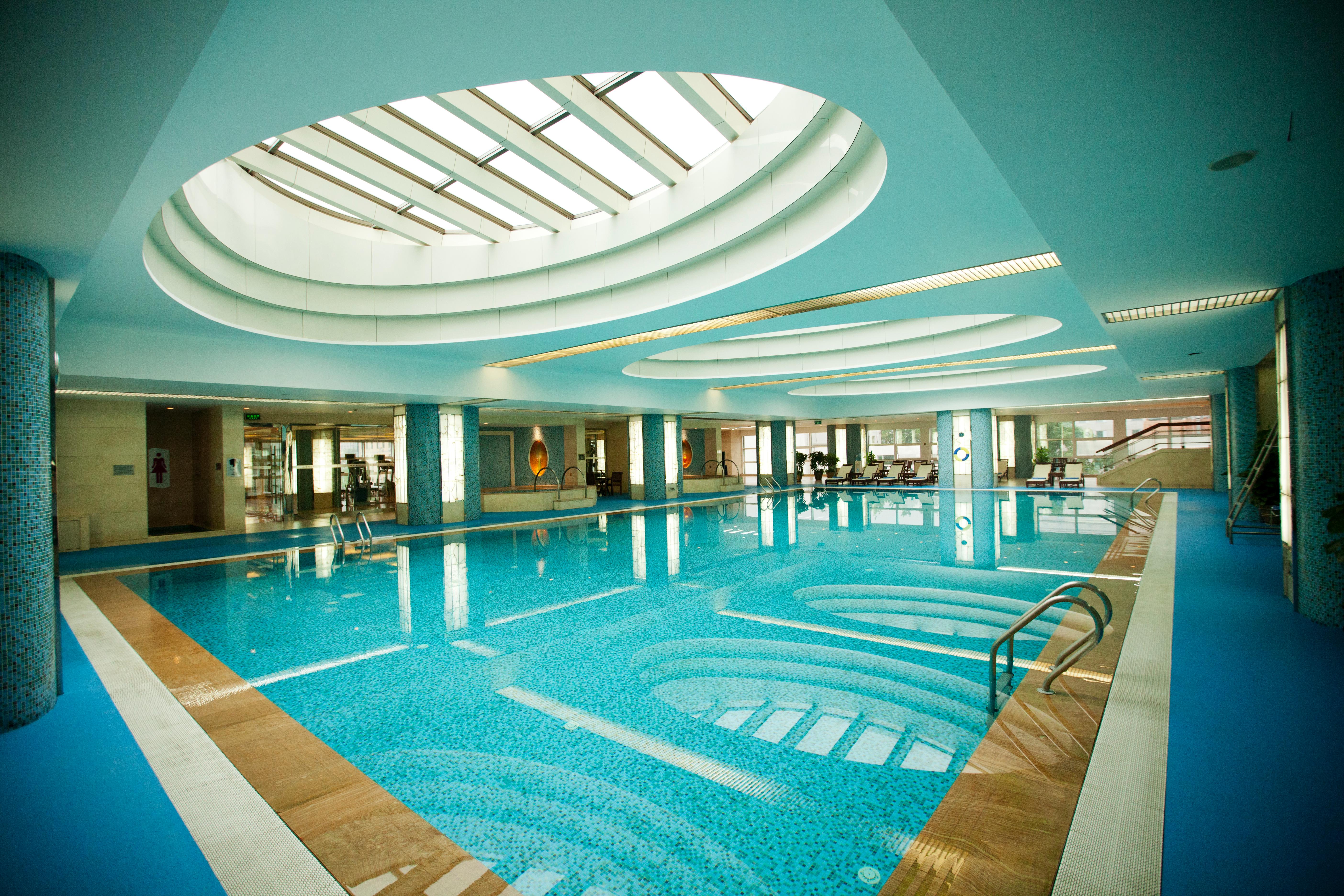 Beijing Kuntai Royal Hotel 10/21
