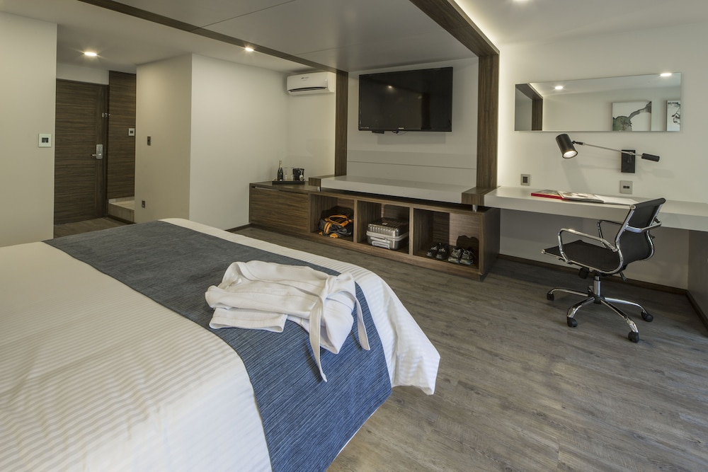Flowsuites Condesa - Adults Only 54/58
