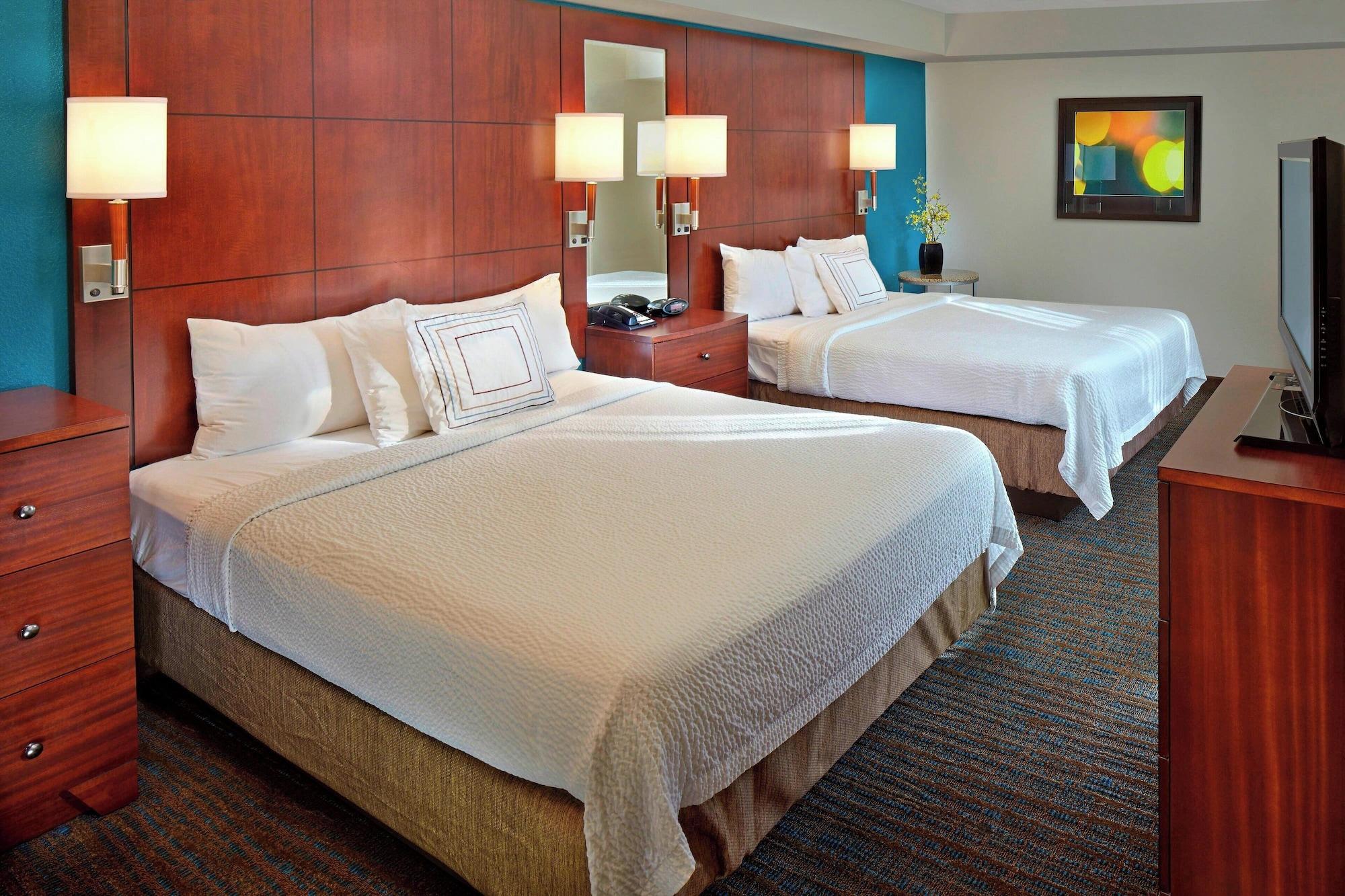 Suite, Multiple Beds