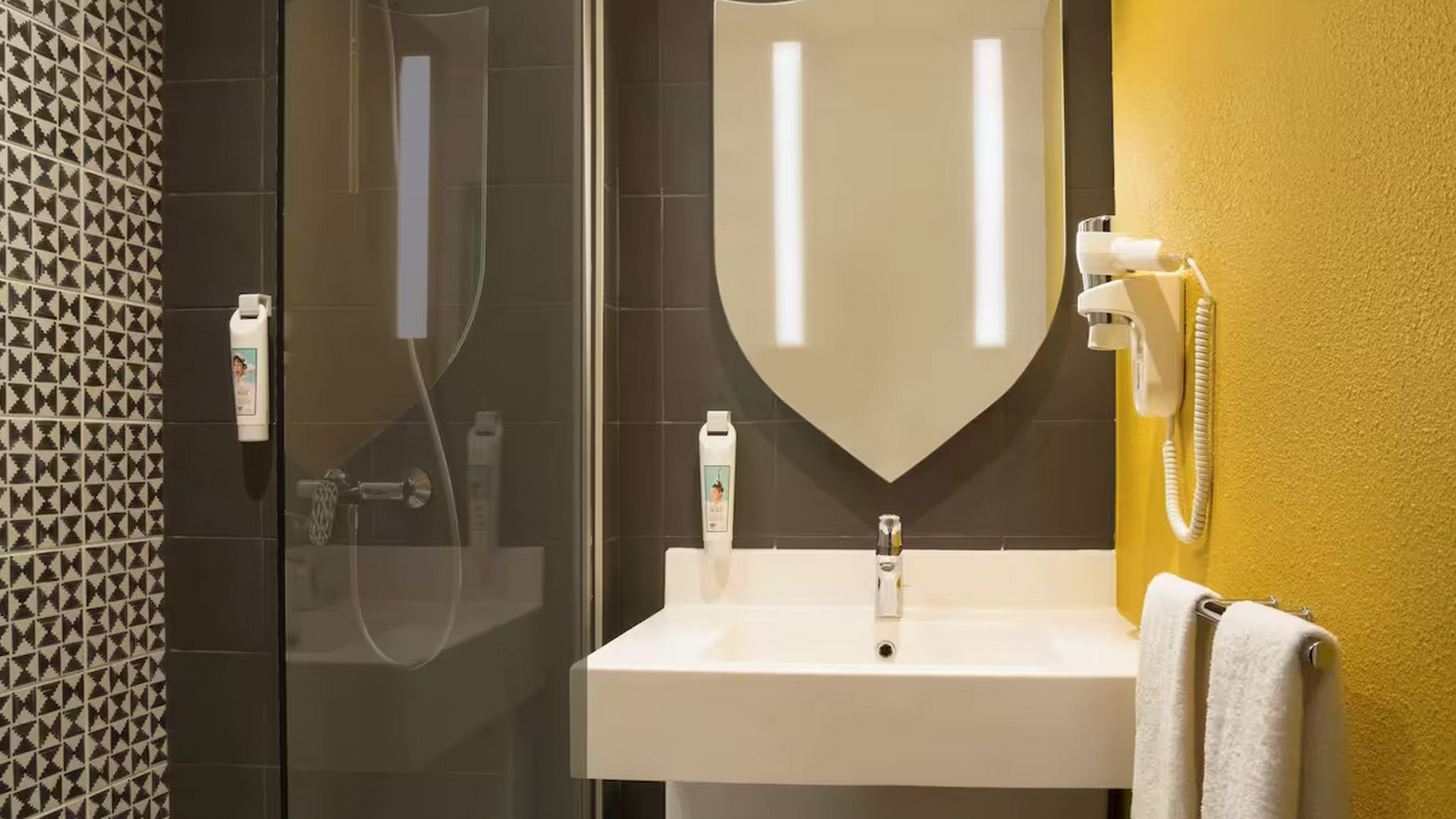 غرفة قياسية بسرير مزدوج مع أريكة، Ibis Styles Carcassonne La Cite 10/10
