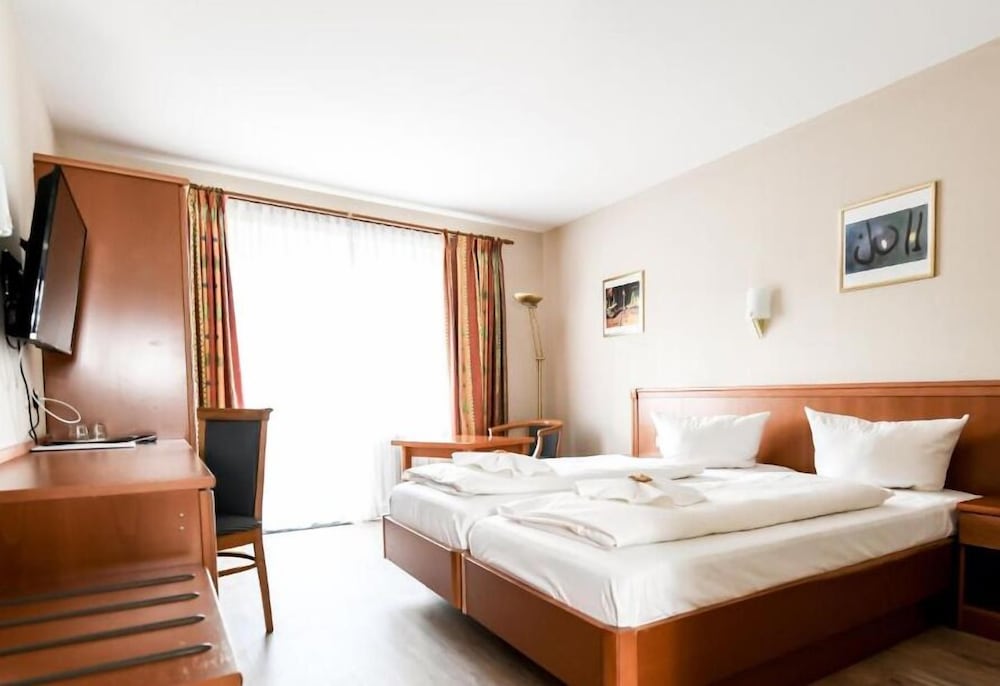 Hotel Blutenburg 17/50
