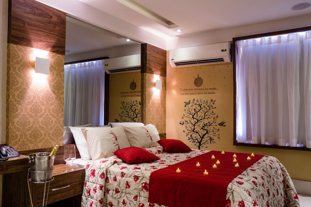 Vogue Hotel 31/60