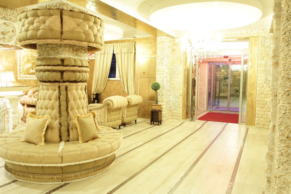 Bali Colosseum Hotel 33/50