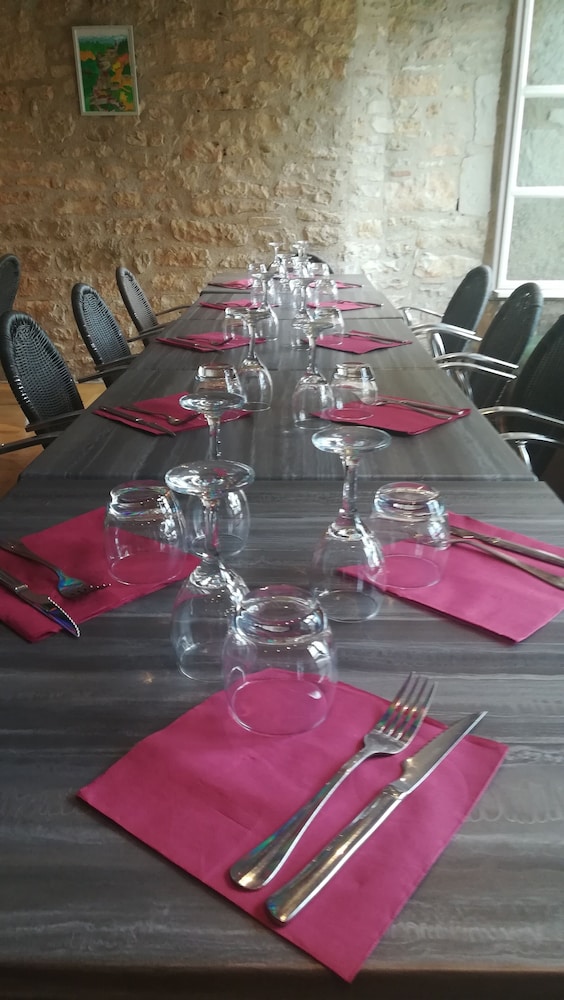 HOTEL LE LION D'OR 27/50