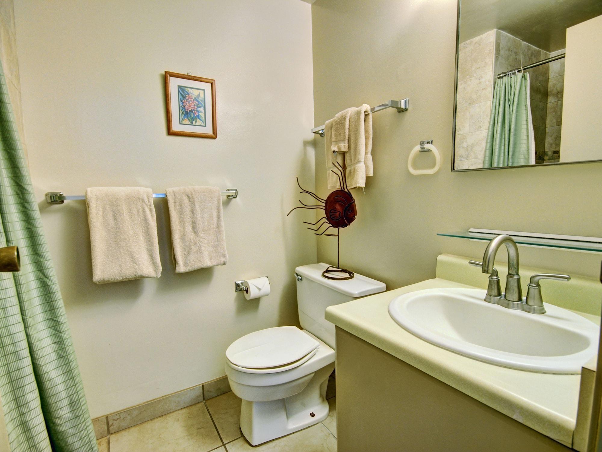 2 Bedrooms, Condo, Classic, Ocean View, Kitchen