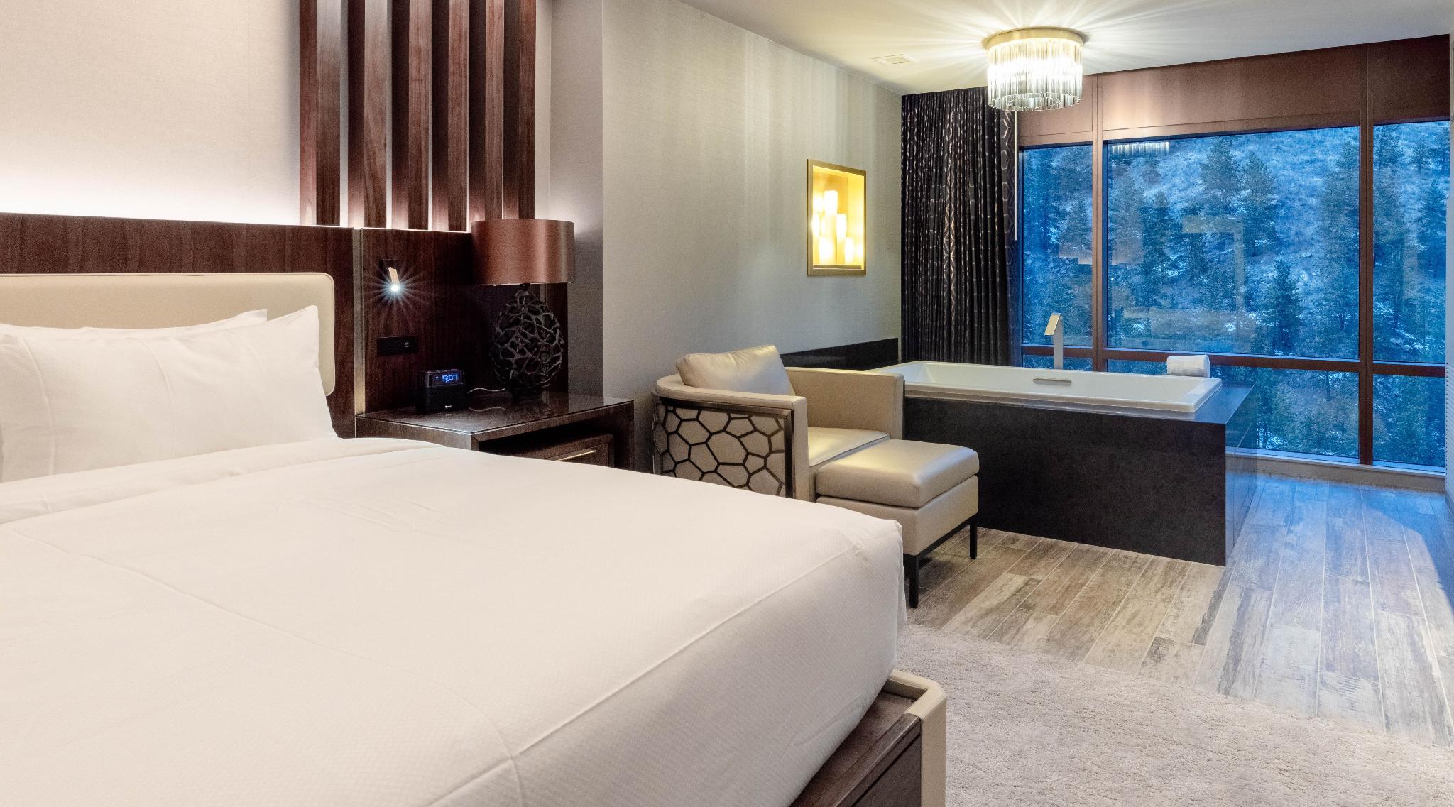 Grand, Spa, Suite, Parlor