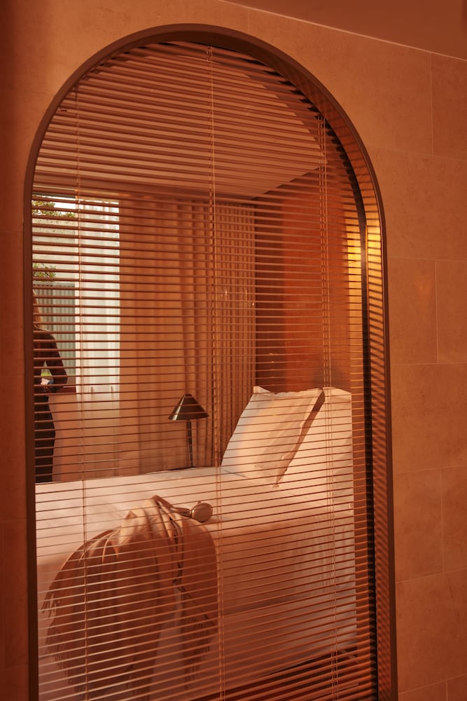 Mondrian Bordeaux Hotel des Carmes 30/56