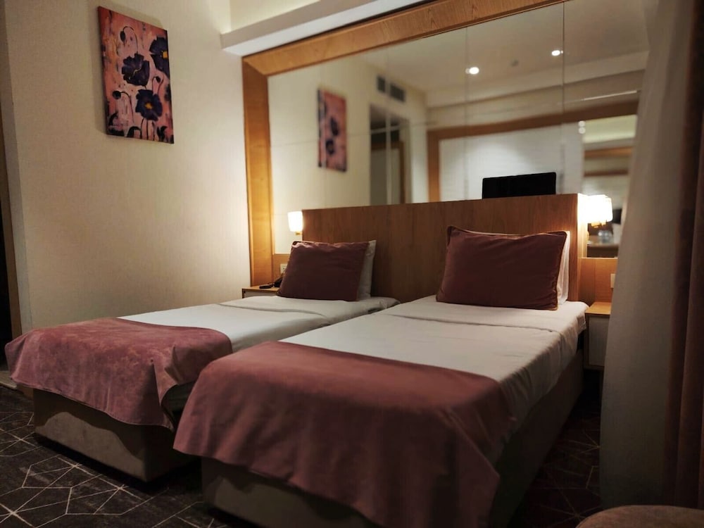 STANDARD, TWIN BEDS