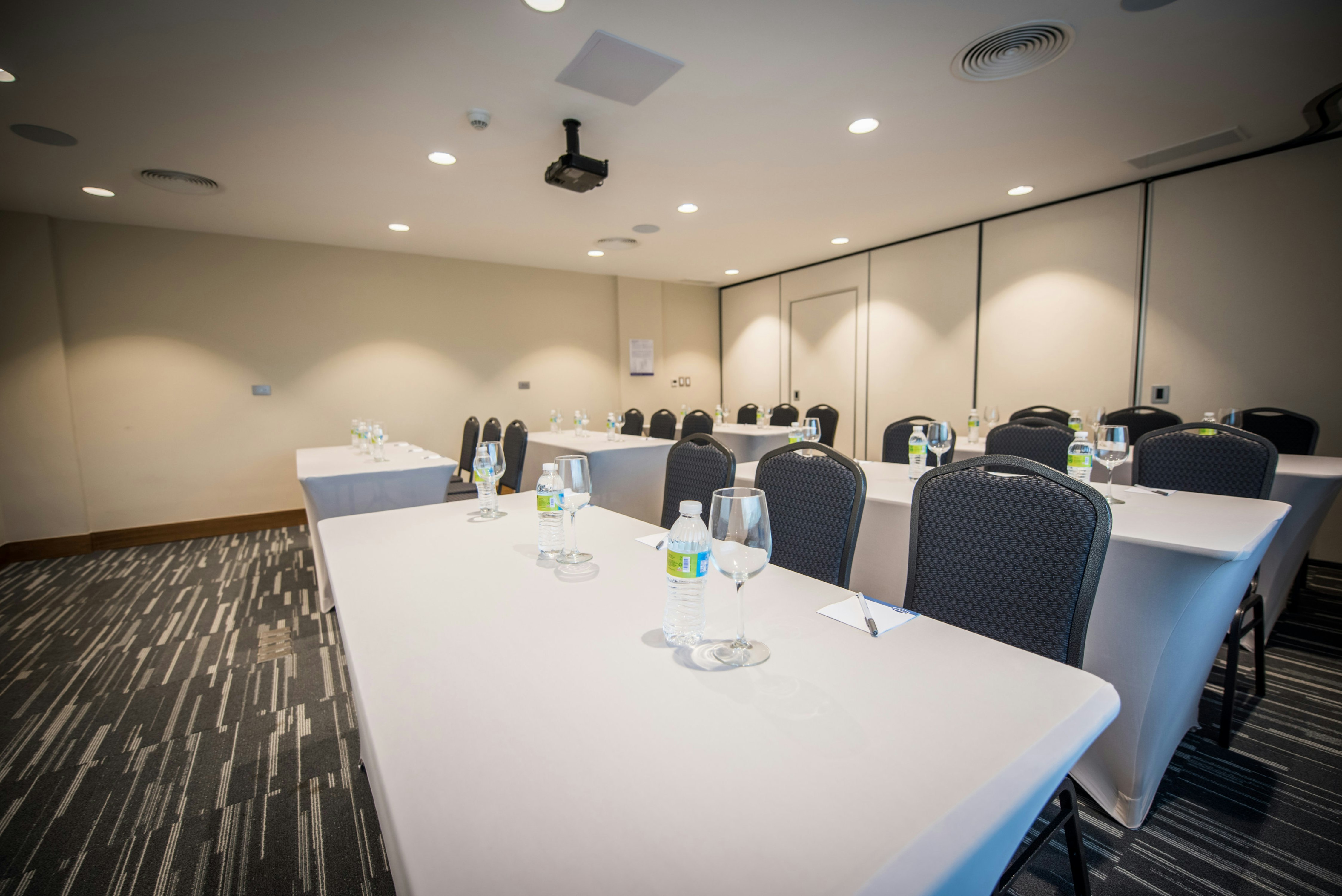 Hampton by Hilton Santo Domingo Airport 36/41