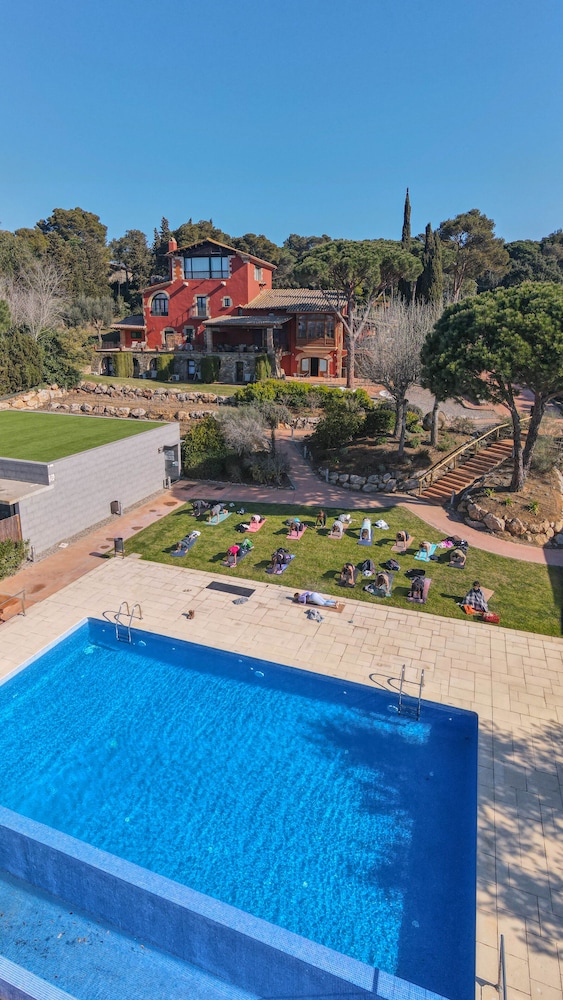 Hotel Restaurant Spa Mas Ses Vinyes 38/50