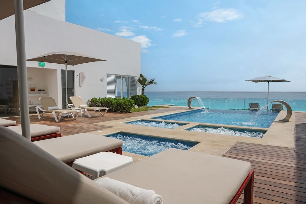 Oleo Cancun Playa All Inclusive Boutique Resort 25/50