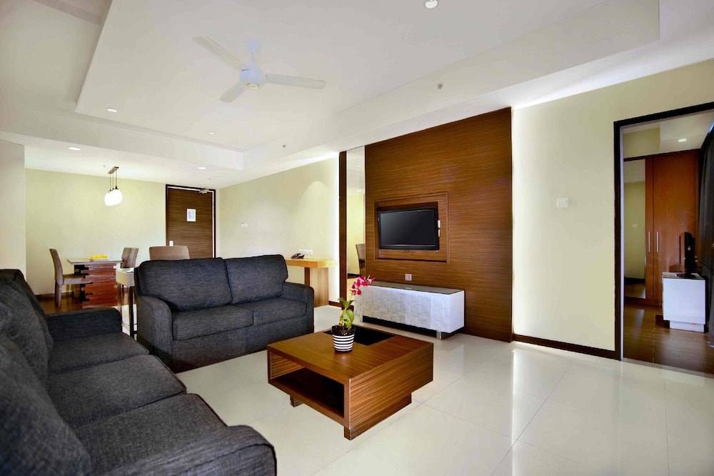 The Malibu Suites Balikpapan 22/36