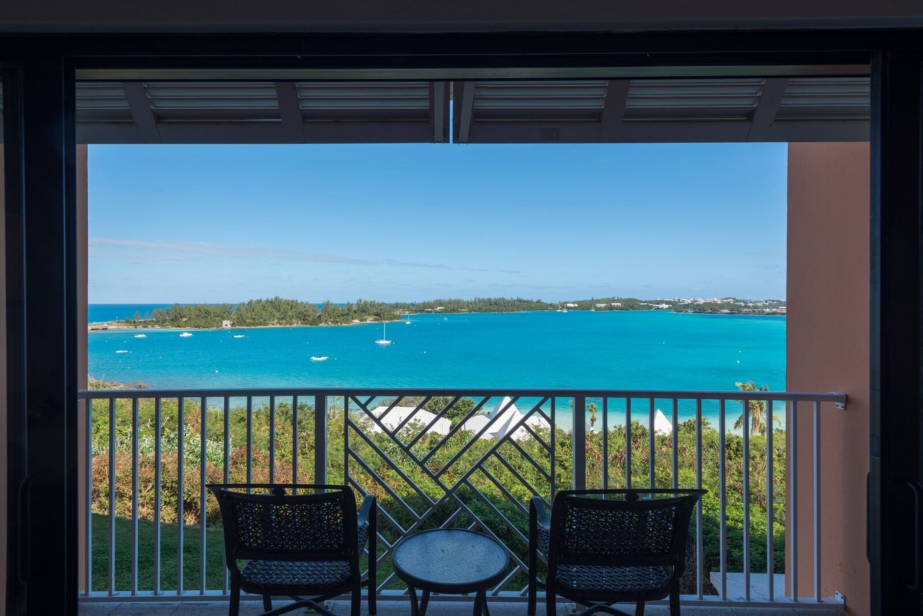 Grotto Bay Beach Resort Bermuda 36/50