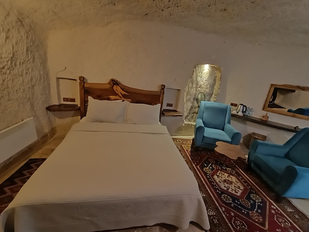 Apex Cave Hotel 18/61