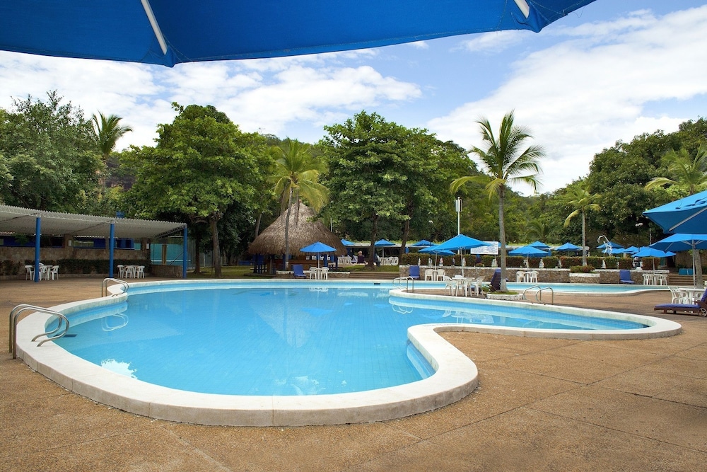 Hotel Guadaira Resort 2/49