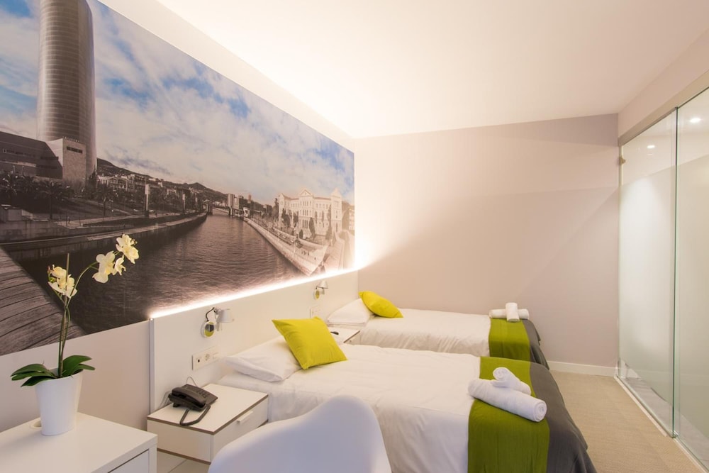 Bilbao City Rooms 17/25