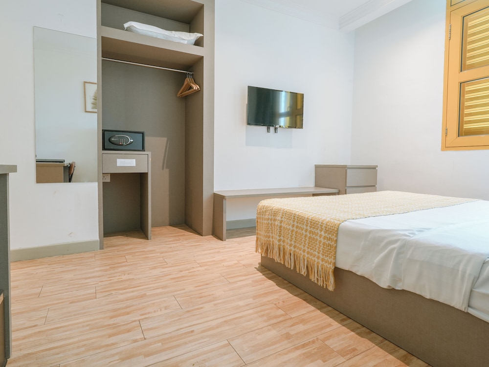 A Hotel Joo Chiat 37/50