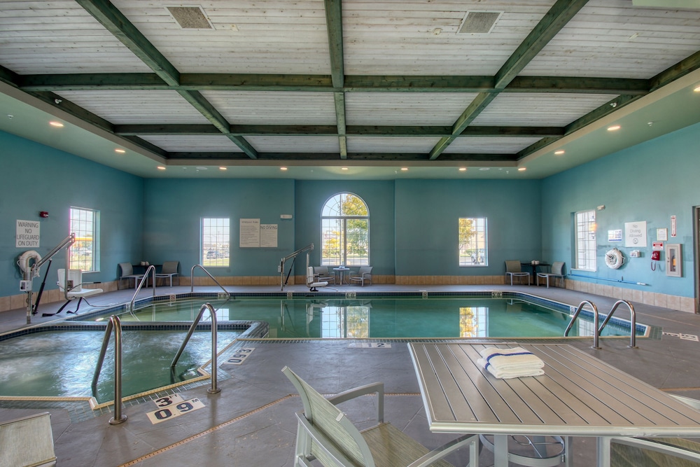 swimming pool spa